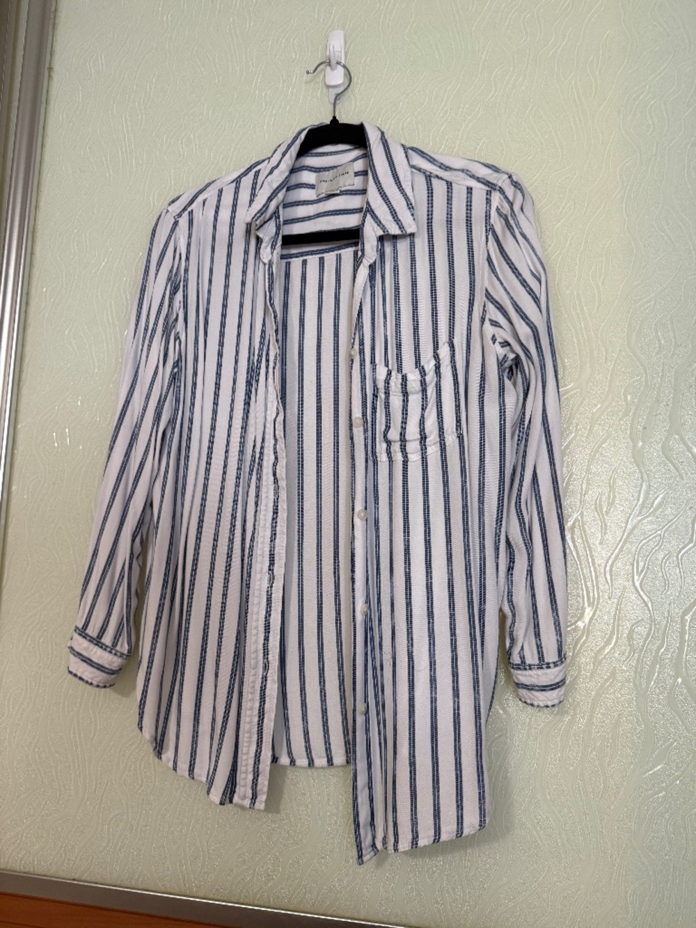 American Eagle striped shirt